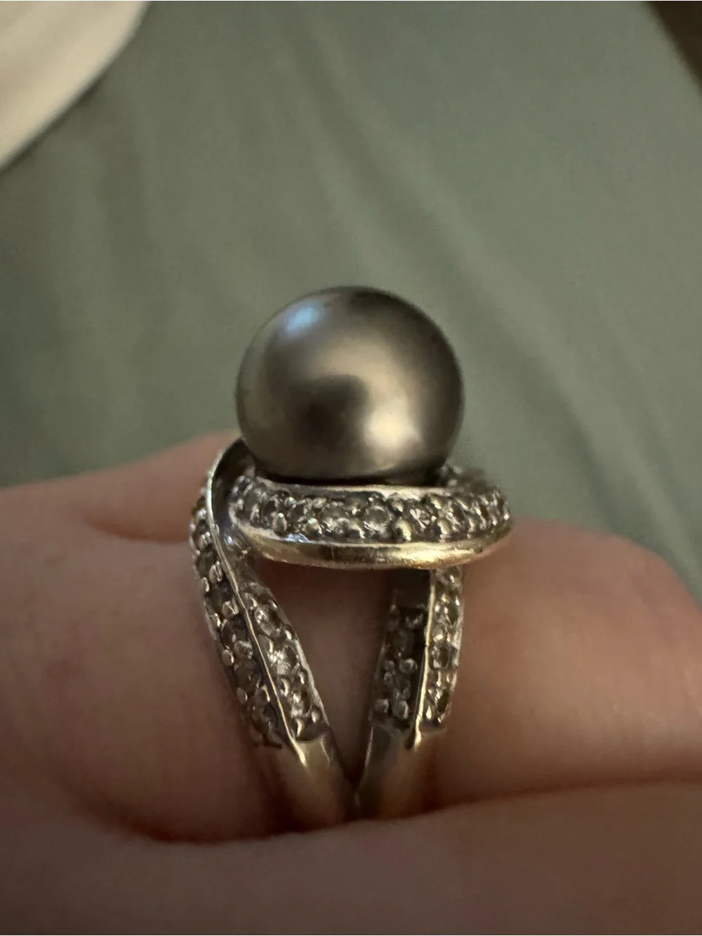 Maui Divers Jewelry center save 20%